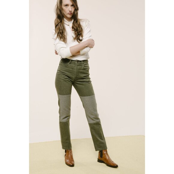 Carleen Two Tone Jeans in Sage - Picture 2 of 12